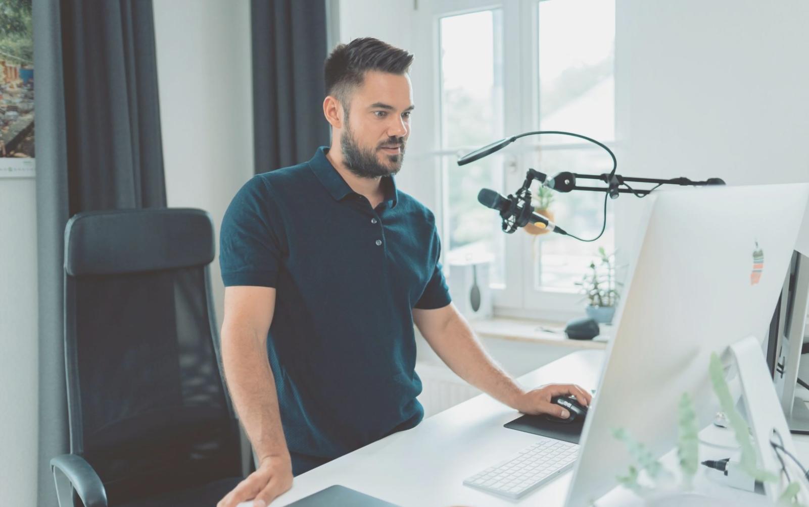 Student receiving technical support for budget risk management software